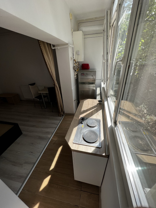 Garsoniera | Romana - Calea Victoriei |  Metrou | Centrala