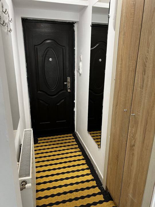 Garsoniera | Romana - Calea Victoriei |  Metrou | Centrala