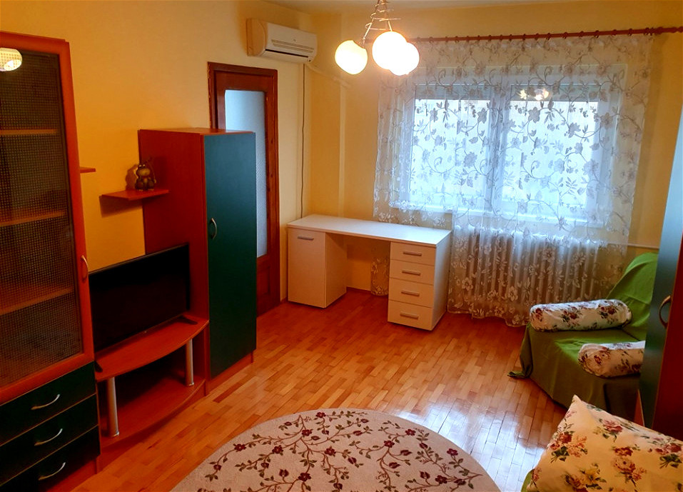 Tineretului | Garsoniera renovata | Balcon | 10 Minute metrou | Investitie 