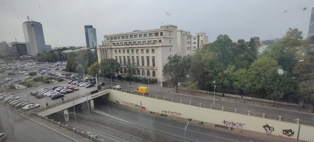 Victoriei | 2 Camere | 3 Balcoane | Langa metrou 