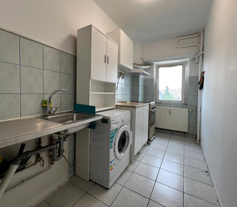 Garsoniera | Tei - Constructii | Balcon | 42 Mp | Mobilat Utilat.