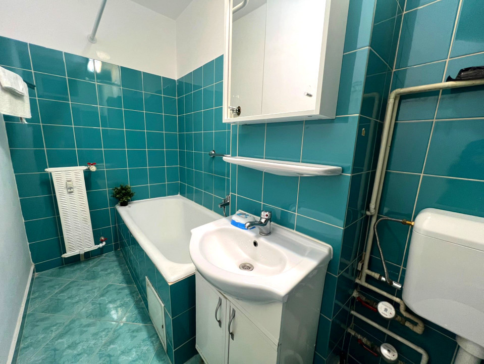 Garsoniera | Tei - Constructii | Balcon | 42 Mp | Mobilat Utilat.