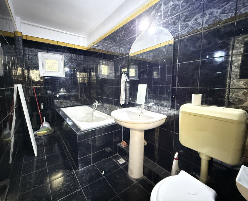 Spațiu Birou | Unirii- Muncii| Parter | 40 mp