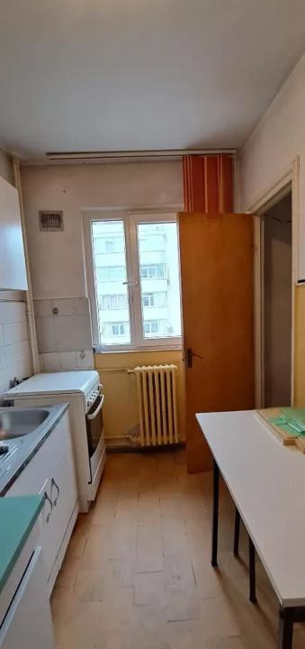 2 Camere Titan - 1 Decembrie | Et 8 | Anvelopat 