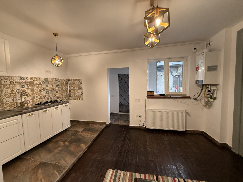 Casa de închiriat | 13 Septembrie- Rahova | 3 camere | Pretabil Birouri