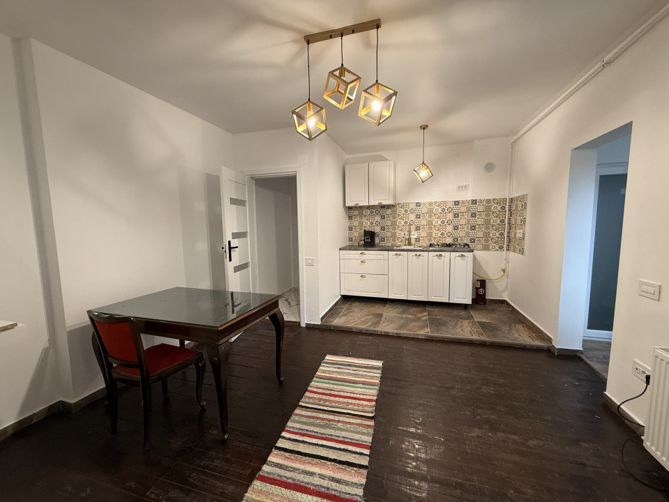 Casa de închiriat | 13 Septembrie- Rahova | 3 camere | Pretabil Birouri