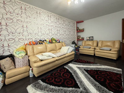 3 Camere | Rahova | Decomandat | Balcon | 70 Mp