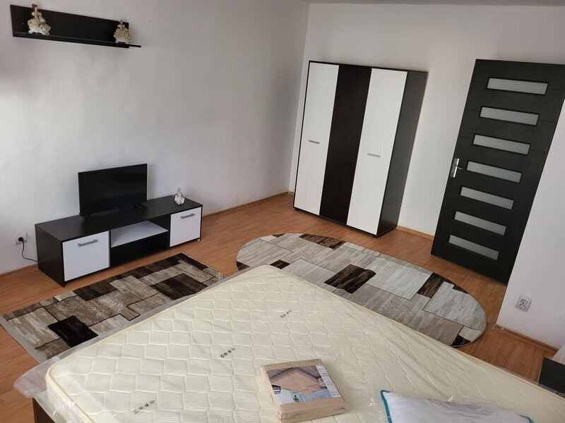 Vitan | Garsoniera | Balcon | Renovata | Metrou