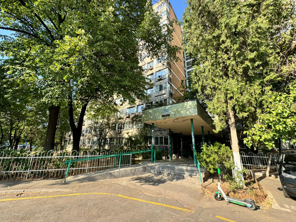 Titan | Garsoniera | Balcon | Proximitate Metrou | Parc