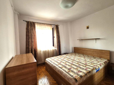 3 Camere Titan- Bd. 1 Decembrie | Balcon | 1986 | Anvelopat