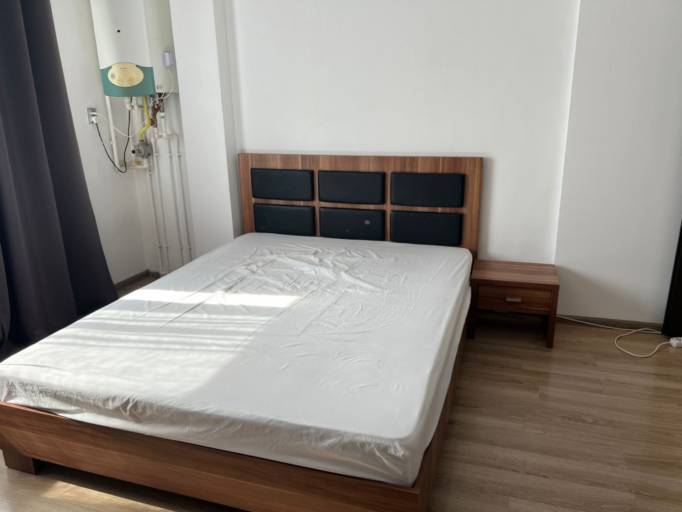 Garsoniera | Calea Victoriei - Romana | Centrala | Balcon