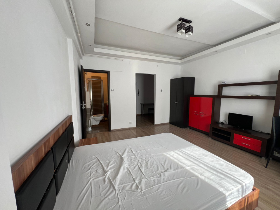 Garsoniera | Calea Victoriei - Romana | Centrala | Balcon